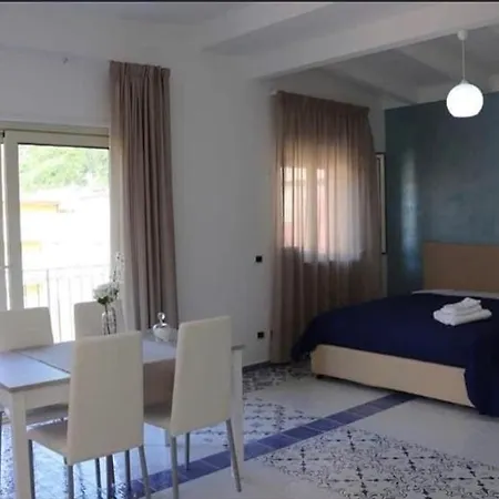 Samuel Fish Panzió 4*
