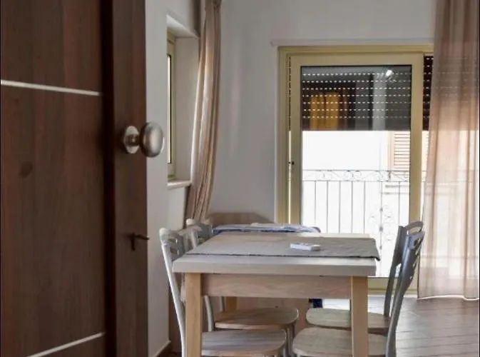 Samuel Fish 3* 巴尼亚拉卡拉布拉