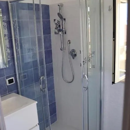 Couette-café Samuel Fish 3*