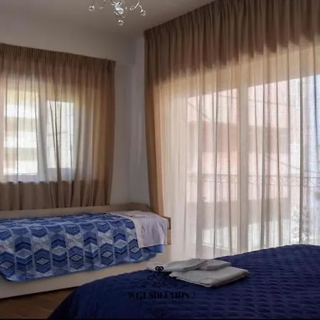 Couette-café Samuel Fish 3*