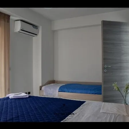 Couette-café Samuel Fish